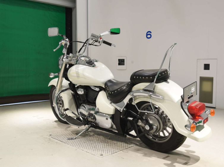 Мотоцикл Suzuki INTRUDER 400 CLASSIC с пробегом 24753 km
