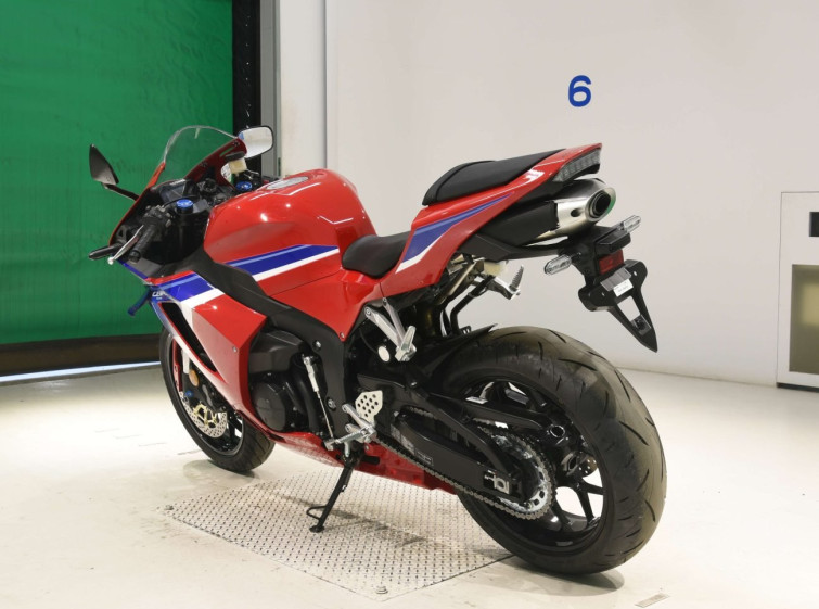 Мотоцикл Honda CBR600RR з пробігом 125 km