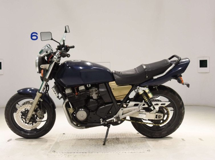 Мотоцикл Yamaha XJR400 з пробігом 8435 km