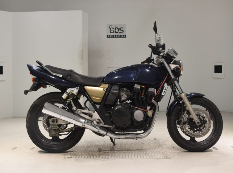 Мотоцикл Yamaha XJR400 з пробігом 8435 km