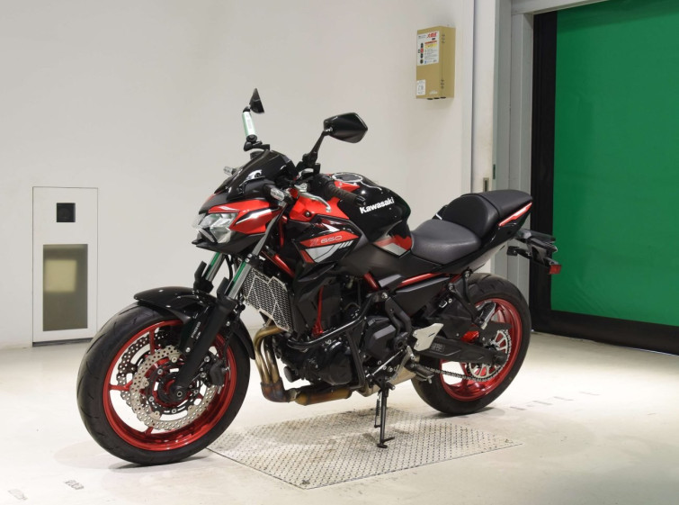 Мотоцикл Kawasaki Z650A з пробігом 7668 km