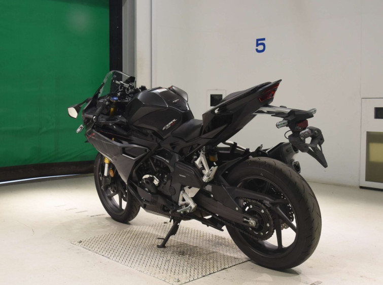 Мотоцикл Honda CBR250RRA з пробігом 8168 km