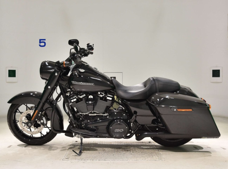 Мотоцикл HD ROAD KING SPECIAL FLHRXS1868 с пробегом 2699 km