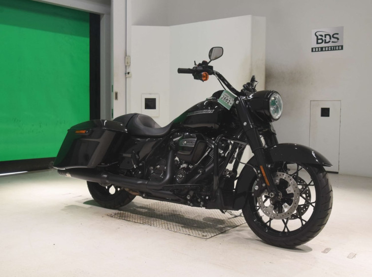 Мотоцикл HD ROAD KING SPECIAL FLHRXS1868 с пробегом 2699 km