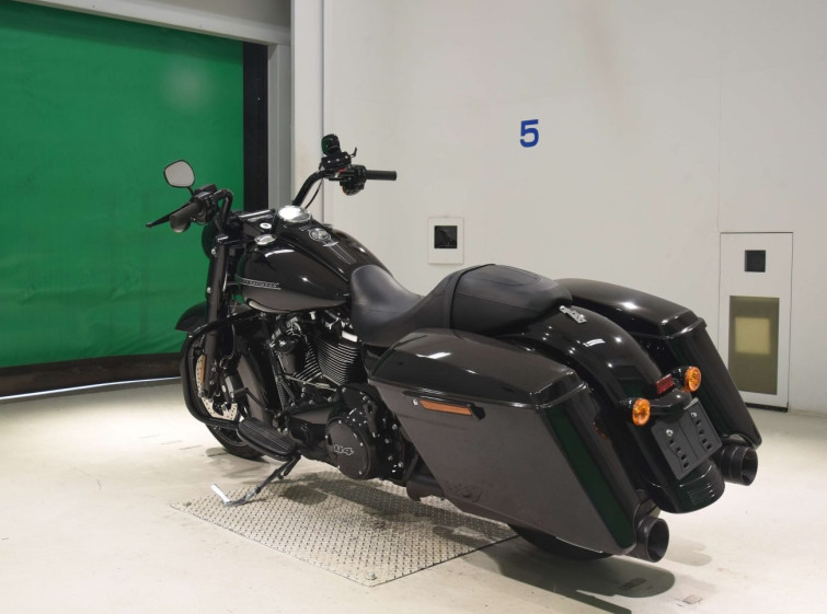 Мотоцикл HD ROAD KING SPECIAL FLHRXS1868 с пробегом 2699 km