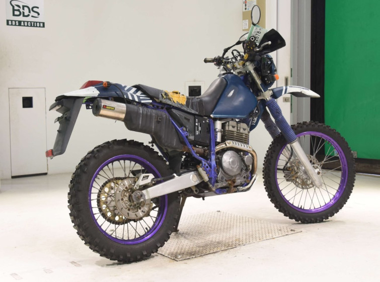 Мотоцикл Yamaha TT250R