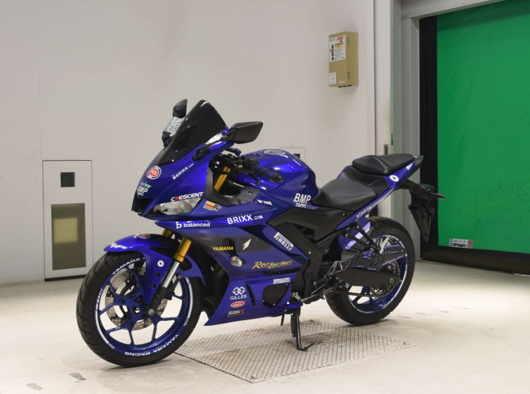 Мотоцикл Yamaha YZF-R3 с пробегом 33087 km