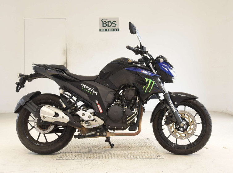 Мотоцикл Yamaha FZ25 з пробігом 33247 km