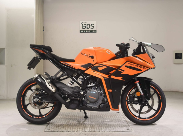 Мотоцикл KTM RC 390 з пробігом 5399 km