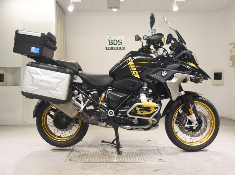 Мотоцикл BMW R1250GS з пробігом 17638 km