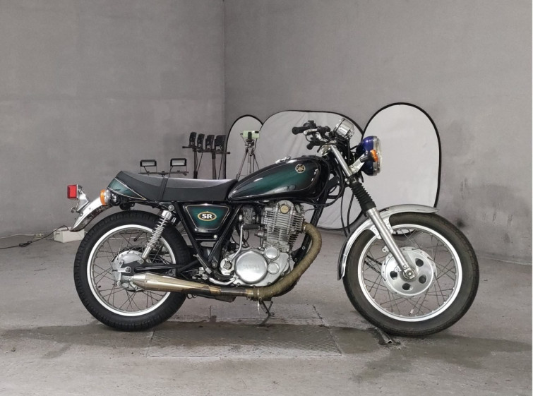 Мотоцикл Yamaha SR400 з пробігом 19759 km