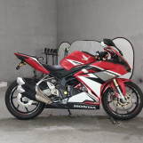 Мотоцикл Honda CBR250RR с пробегом 8225 km