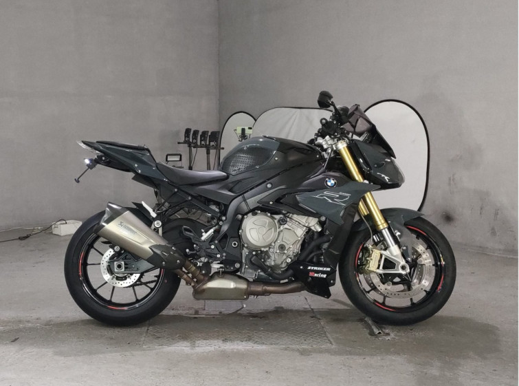 Мотоцикл BMW S1000R с пробегом 18243 km