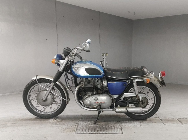 Мотоцикл Kawasaki W1S з пробігом 40343 km