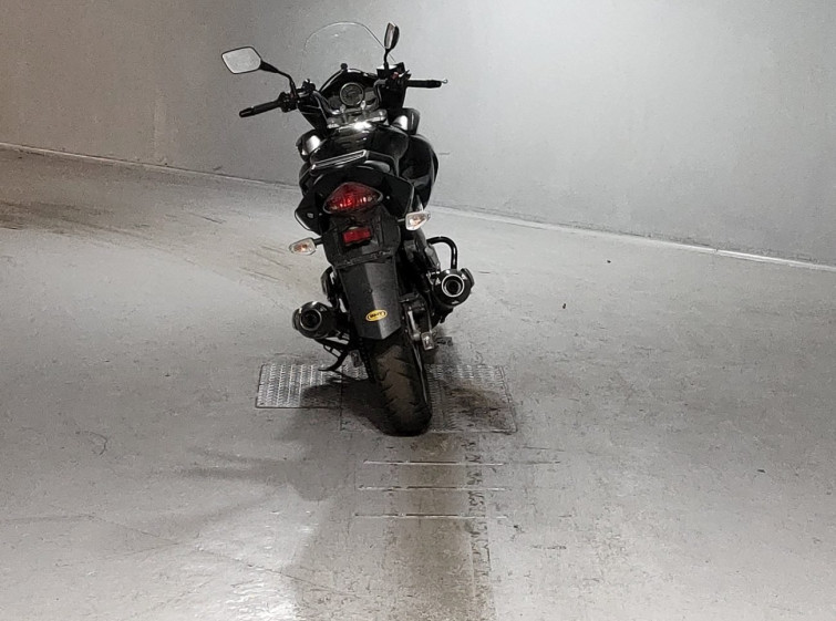 Мотоцикл Suzuki GSR250S з пробігом 13732 km