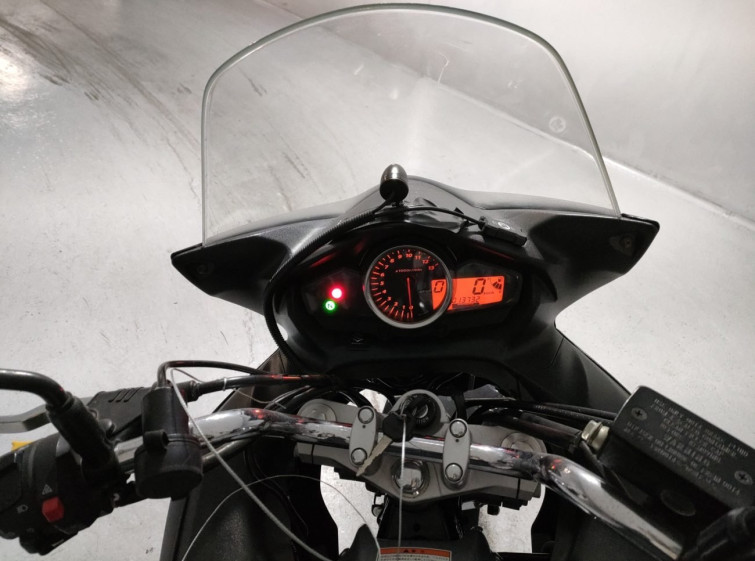 Мотоцикл Suzuki GSR250S з пробігом 13732 km