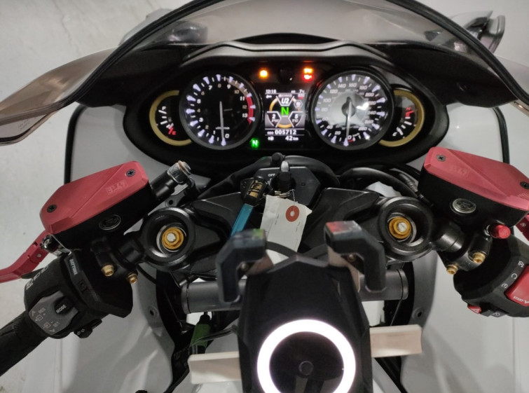 Мотоцикл Suzuki GSX1300R HAYABUSA с пробегом 5712 km