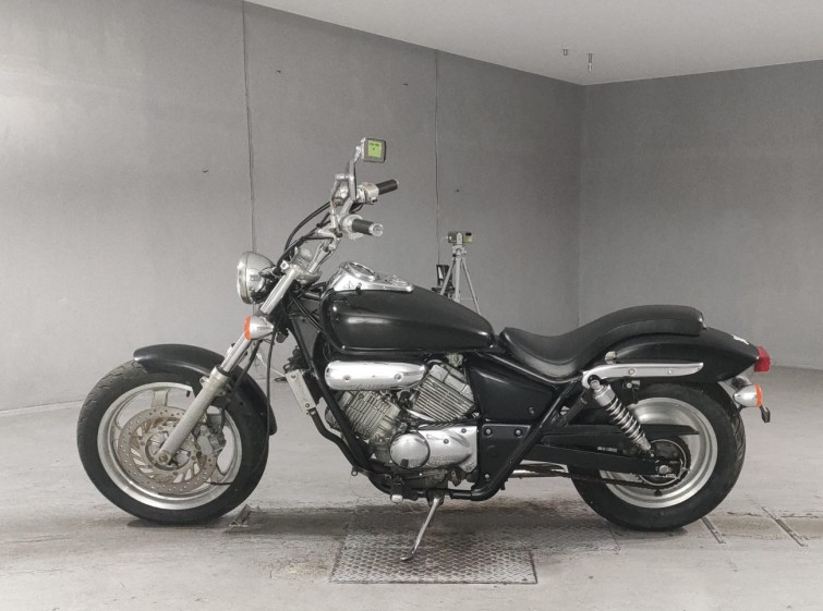 Мотоцикл Honda MAGNA250 з пробігом 14433 km
