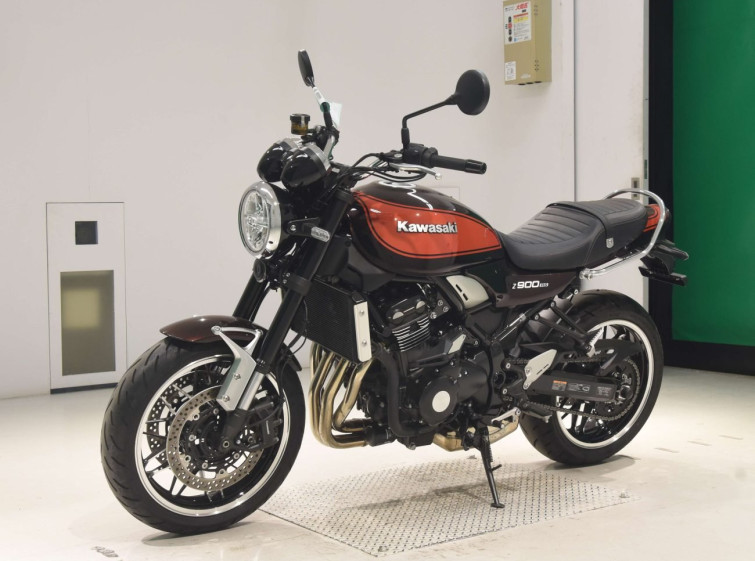 Мотоцикл Kawasaki Z900RS з пробігом 2003 km