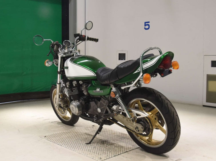 Мотоцикл Kawasaki ZEPHYR400 з пробігом 22439 km
