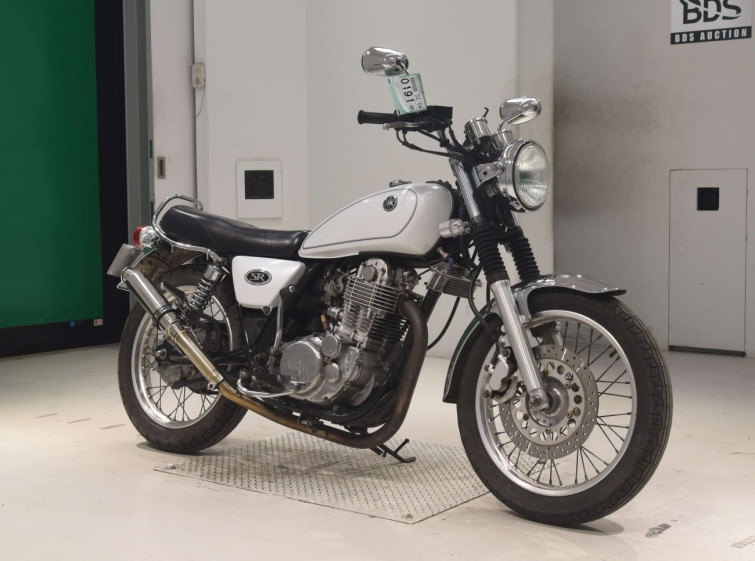 Мотоцикл Yamaha SR400 з пробігом 9604 km