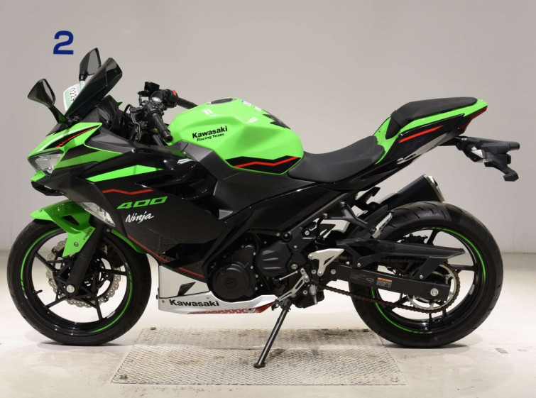 Мотоцикл Kawasaki NINJA400 с пробегом 8068 km