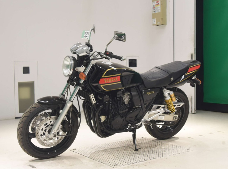 Мотоцикл Yamaha XJR400 з пробігом 17565 km