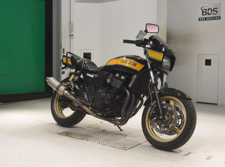 Мотоцикл Kawasaki ZRX400 з пробігом 2257 km