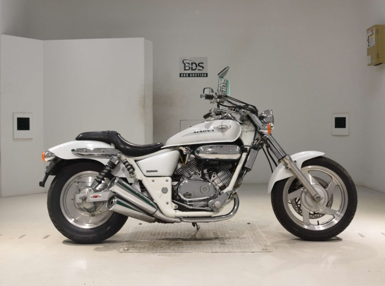 Мотоцикл Honda MAGNA250 з пробігом 38233 km