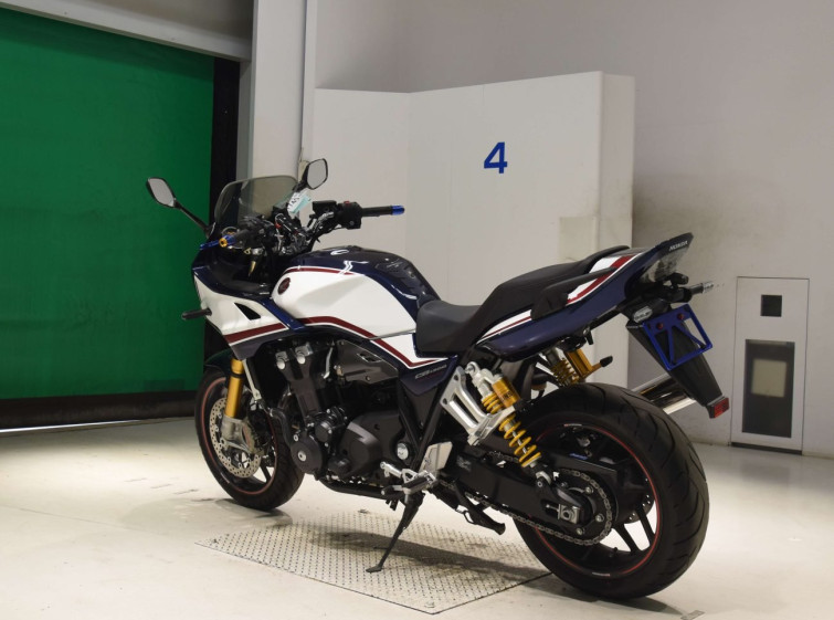 Мотоцикл Honda CB1300SF BOLDOR з пробігом 12100 km