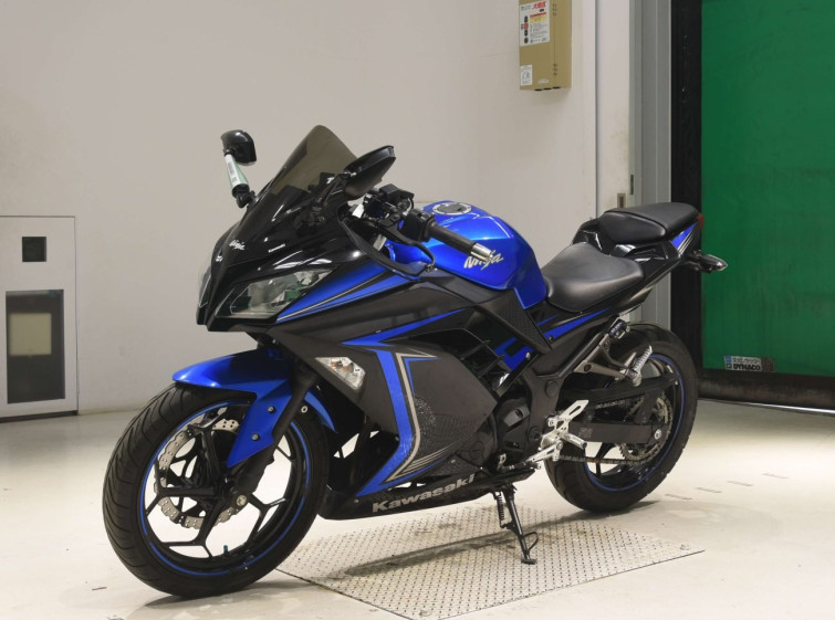 Мотоцикл Kawasaki NINJA250