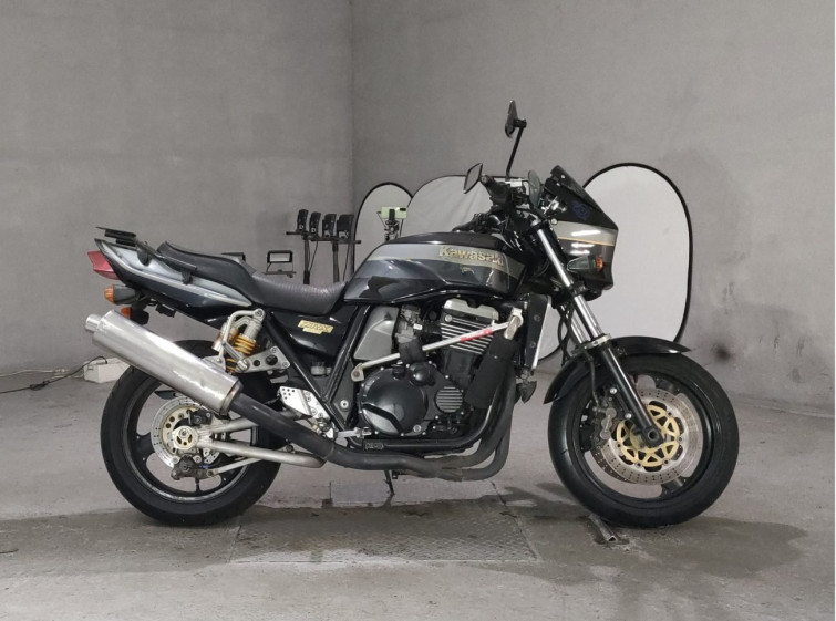 Мотоцикл Kawasaki ZRX1100 з пробігом 85738 km