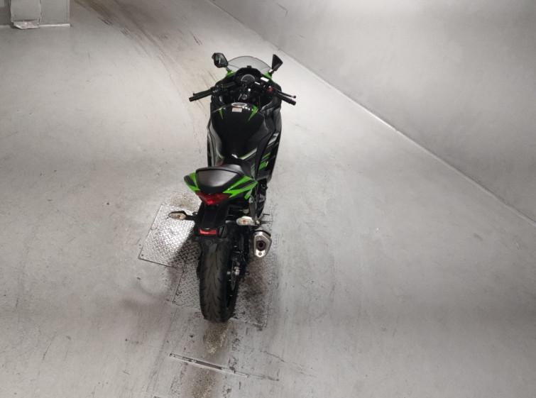 Мотоцикл Kawasaki NINJA250 з пробігом 32823 km