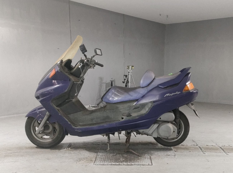 Мотоцикл Yamaha MAJESTY 250 з пробігом 63081 km