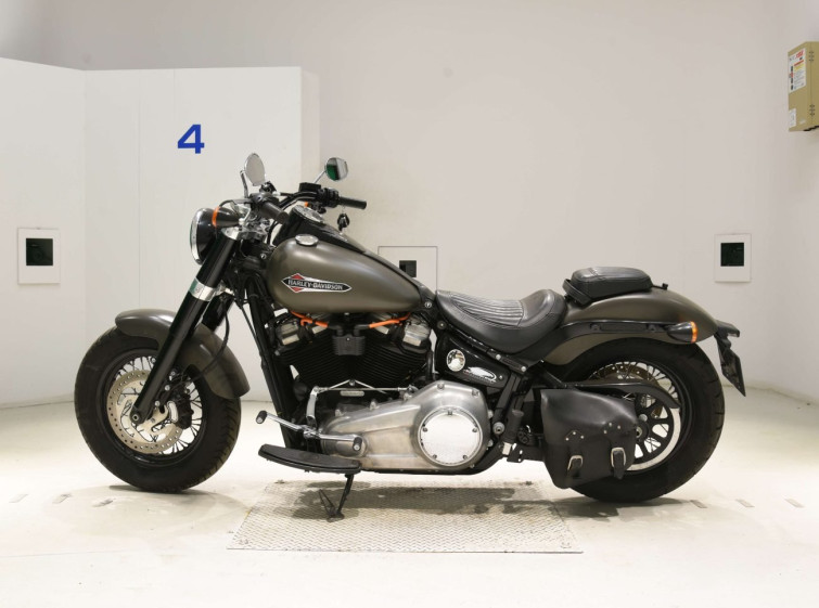 Мотоцикл HD SLIM FLSL1750 з пробігом 12692 km