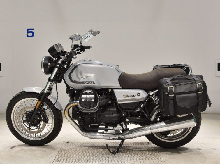 Мотоцикл Moto Guzzi V7 SPECIAL з пробігом 2507 km