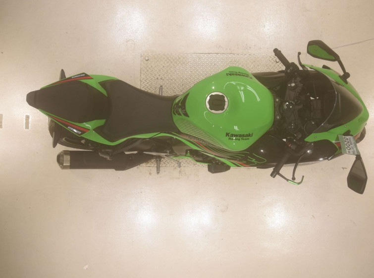 Мотоцикл Kawasaki ZX-6RA з пробігом 1255 km