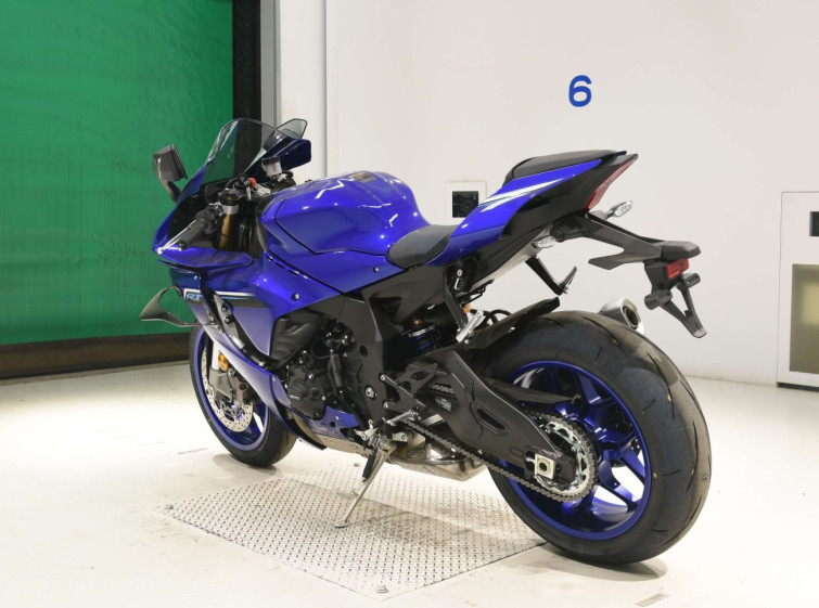 Мотоцикл Yamaha YZF-R1 с пробегом 81 km