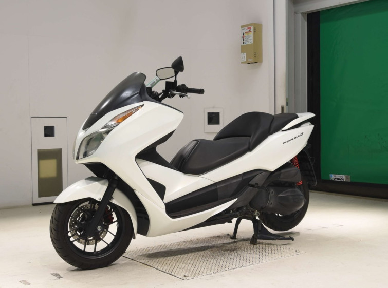 Мотоцикл Honda FORZA SI з пробігом 22038 km