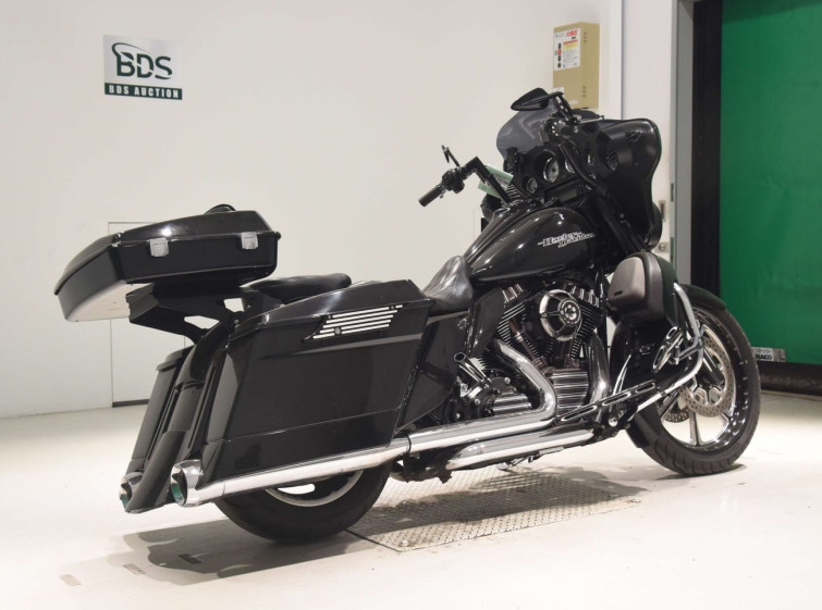 Мотоцикл HD SREET GLIDE FLHX1690 з пробігом 87420 km
