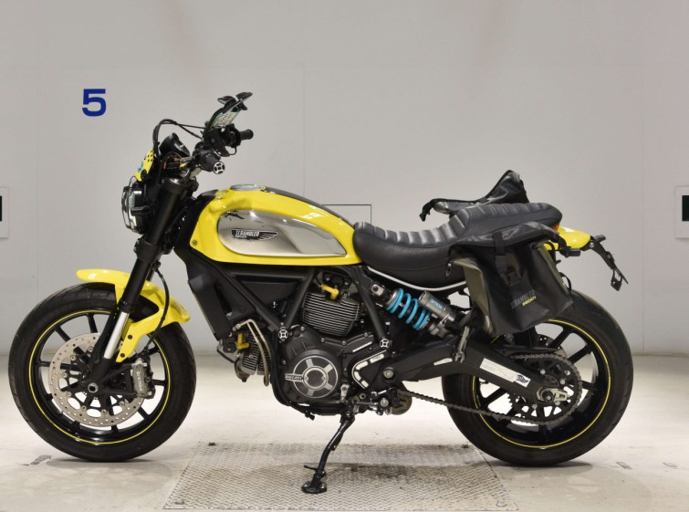 Мотоцикл Ducati SCRAMBLER 803 ICON з пробігом 10044 km