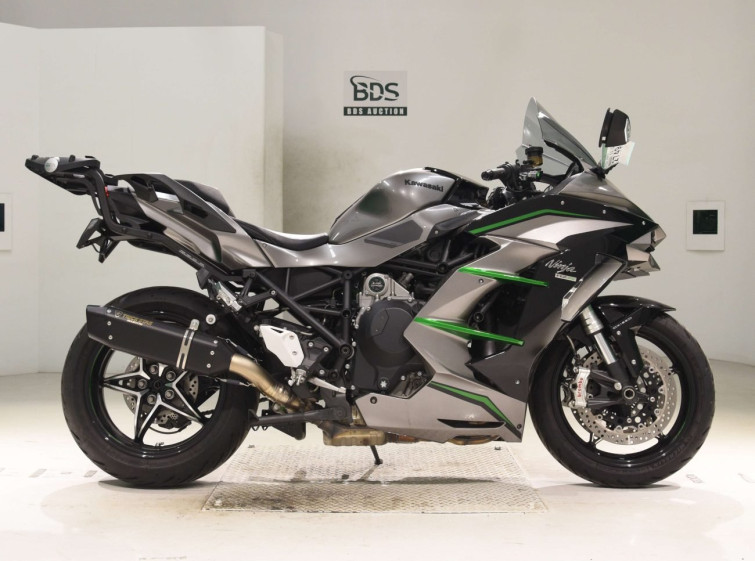 Мотоцикл Kawasaki NINJA H2 SX SE + с пробегом 4655 km