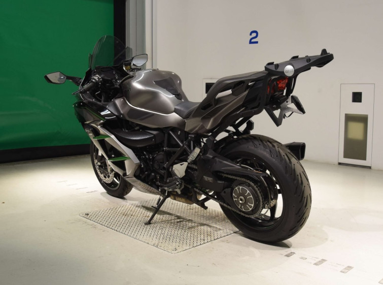 Мотоцикл Kawasaki NINJA H2 SX SE + с пробегом 4655 km