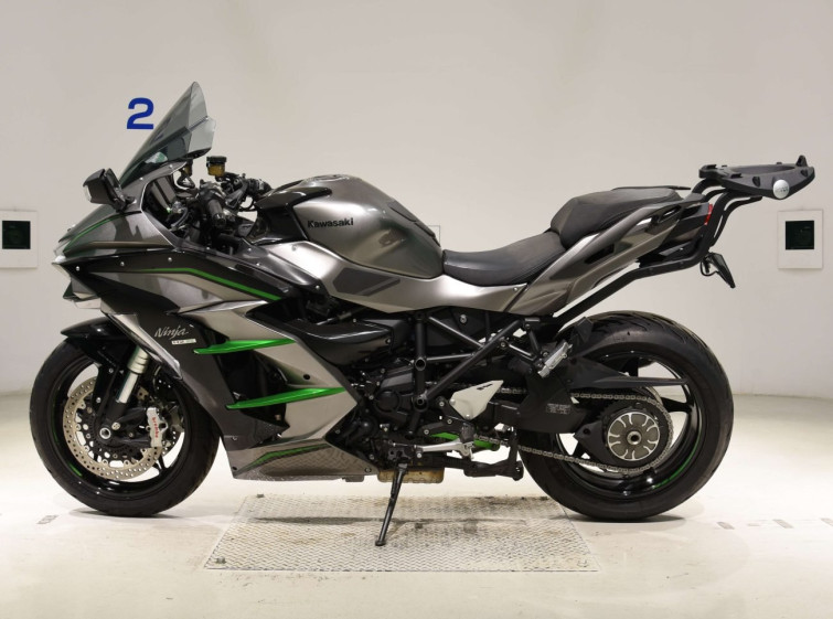 Мотоцикл Kawasaki NINJA H2 SX SE + с пробегом 4655 km