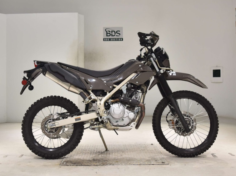 Мотоцикл Kawasaki KLX230 SHERPA з пробігом 403 km