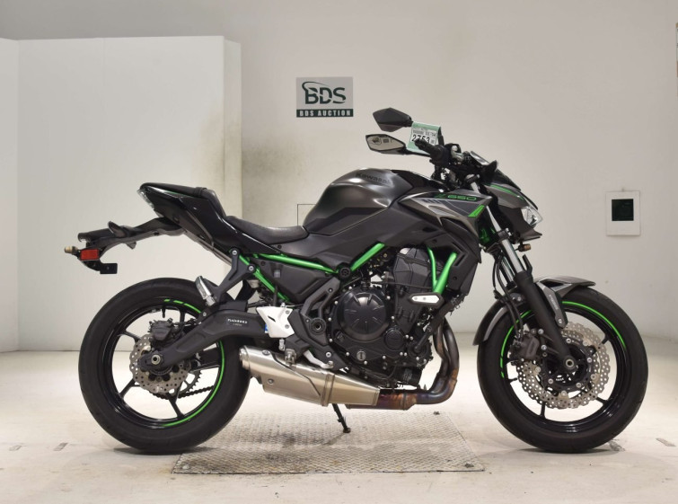 Мотоцикл Kawasaki Z650A з пробігом 8242 km