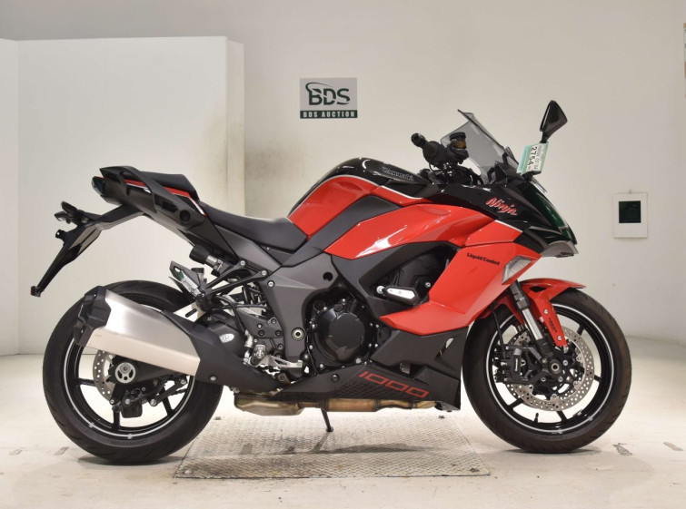 Мотоцикл Kawasaki NINJA250R з пробігом 586 km