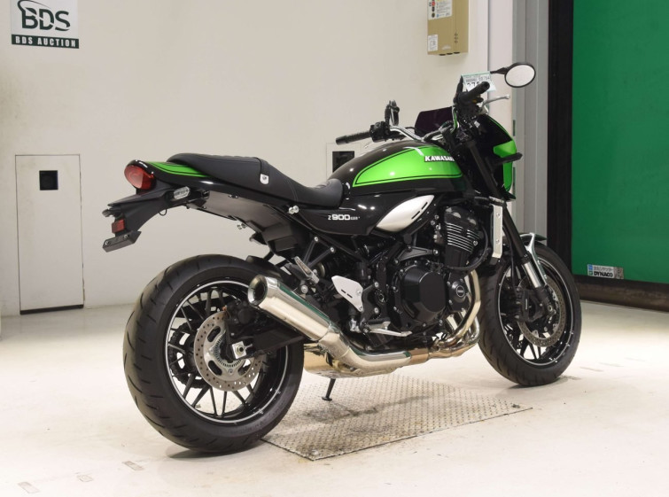 Мотоцикл Kawasaki Z900RS с пробегом 220 km