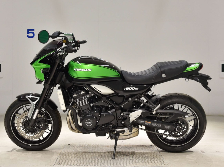 Мотоцикл Kawasaki Z900RS с пробегом 220 km