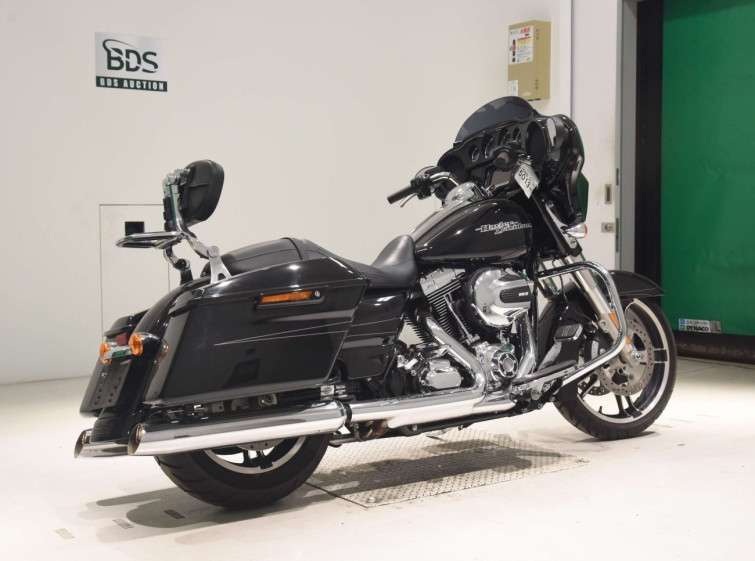 Мотоцикл HD SREET GLIDE FLHXS1690 з пробігом 2547 km
